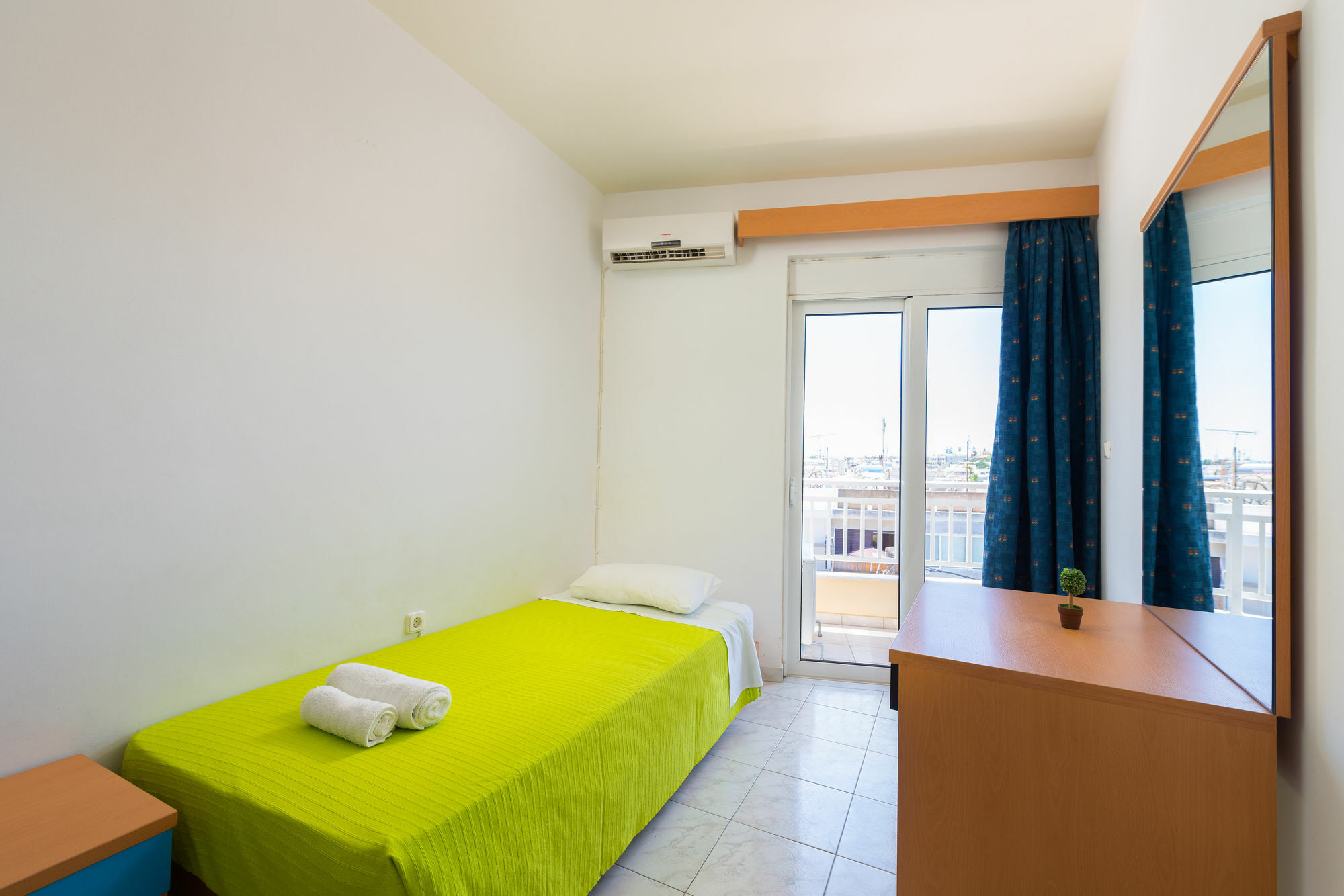 Yiannis Apartments Rhodes City Buitenkant foto